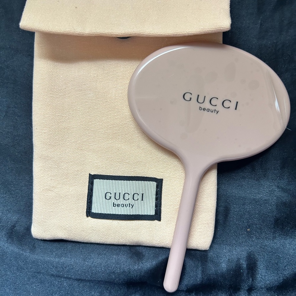 Gucci Beauty 4 piece bundle in Pink with Floral design - Picture 8 of 11